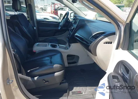 2014 Chrysler Town & Country Limited z USA, uszkodzony, nr VIN 2C4RC1GG9ER116219